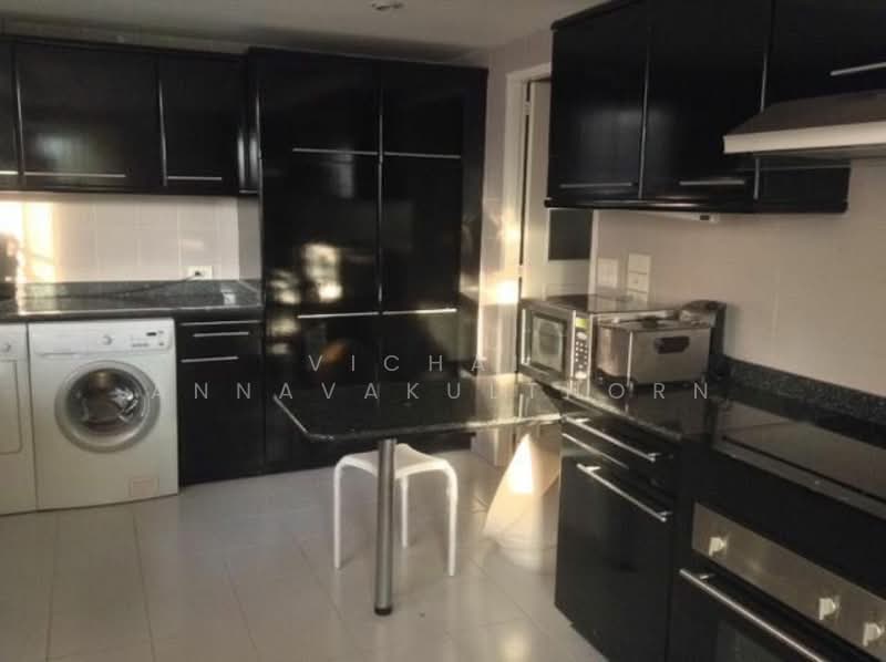 President Park Sukhumvit 24, Bangkok, 99 Sukhumvit 24 Alley, Khlongtoei Nua, Watthana, Bangkok, 3 Bedrooms, 260 sqm, Condo For Rent, by Vichai Annavakulthorn, 500324063 - DDproperty.com