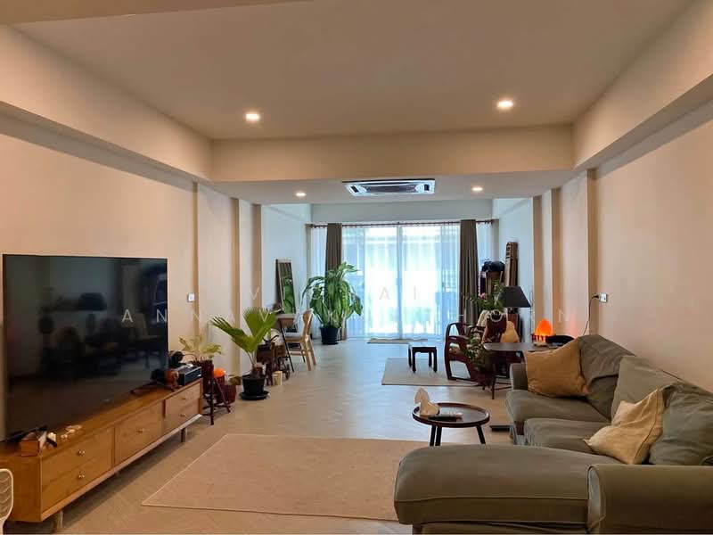 2-BR Townhouse, Bangkok, Bang Chak, Phra Khanong, Bangkok, 2 Bedrooms, 93 sqm, Townhouse For Rent, by Vichai Annavakulthorn, 500324078 - DDproperty.com