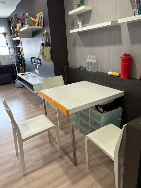 Siphaya River View Condominium, Bangkok, 108 Yotha Road, Talat Noi, Samphanthawong, Bangkok, 2 Bedrooms, 62 sqm, Condo For Rent, by Vichai Annavakulthorn, 500324109 - DDproperty.com