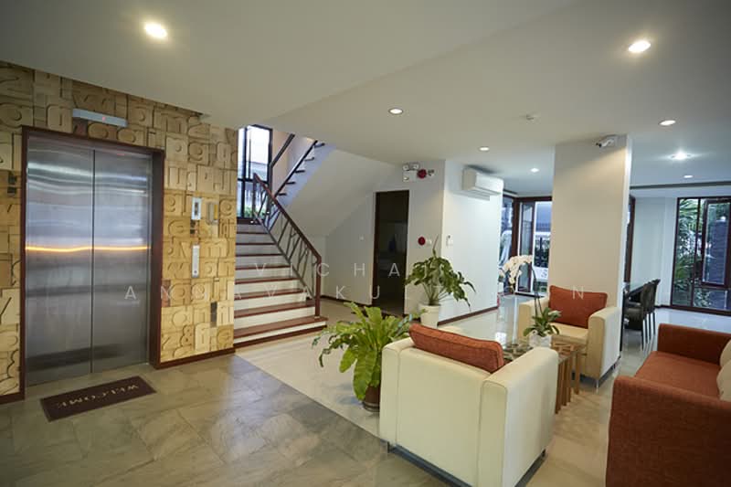 Thavee Yindee Residence, Bangkok, 91 Soi Ekkamai 12 (Charoen Chai) Sukhumvit 63 Rd., Khlong Tan Nua, Watthana, Bangkok, 2 Bedrooms, 80 sqm, Apartment For Rent, by Vichai Annavakulthorn, 500324139 - DDproperty.com
