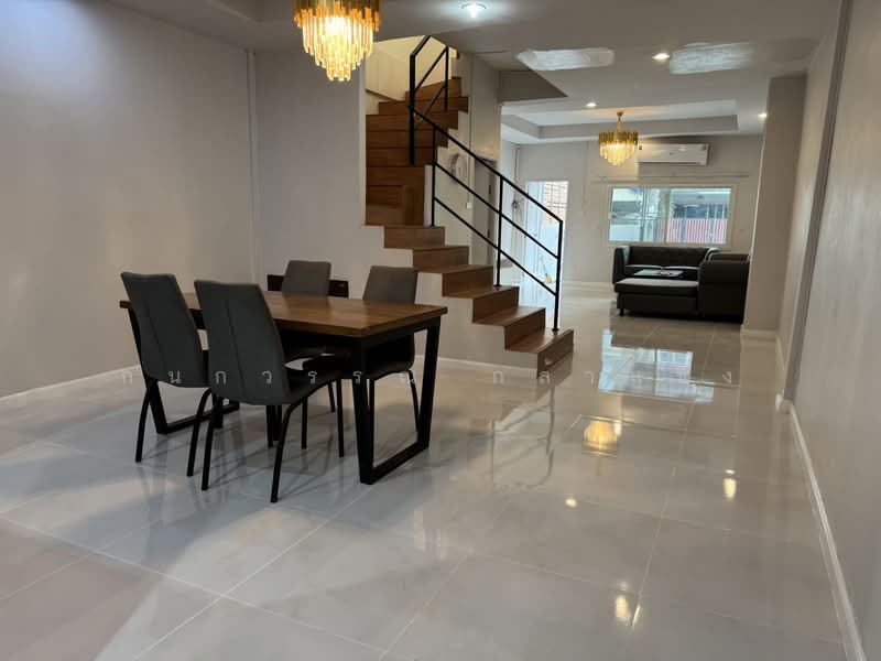 Baan Rangsiya Punnavithi, Bangkok, Bang Chak, Phra Khanong, Bangkok, 2 Bedrooms, 150 sqm, Townhouse For Rent, by Kanokwan Klakhaeng, 500324205 - DDproperty.com