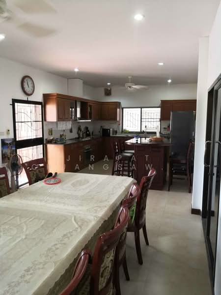 4-BR House, Chon Buri (Pattaya), Nong Pru, Bang Lamung (Pattaya), Chon Buri (Pattaya), 4 Bedrooms, 360 sqm, Single Detached House For Rent, by Jirapat Chuangsawadsak, 500324214 - DDproperty.com