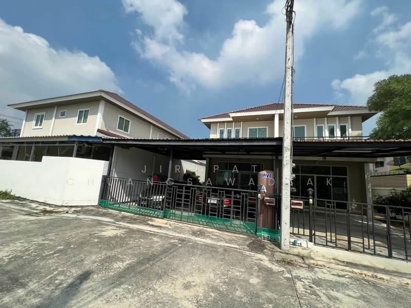 undefined, Chon Buri (Pattaya), Thung Suk La, Si Racha, Chon Buri (Pattaya), 2 Bedrooms, 135 sqm, Semi-Detached House (Twin House) For Sale, by Jirapat Chuangsawadsak, 500324232 - DDproperty.com