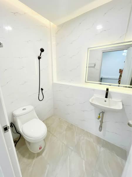 ดอนเมือง, Bangkok, Don Mueang, Bangkok, 2 Bedrooms, 75 sqm, Townhouse For Sale, by Correct Property, 500324257 - DDproperty.com