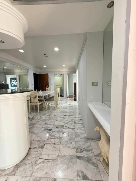Witthayu Complex, Bangkok, 1673 New Petchaburi Road, Makkasan, Ratchathewi, Bangkok, 3 Bedrooms, 125 sqm, Condo For Rent, by Withada Jaiarree, 500324278 - DDproperty.com