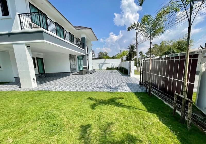 4-BR Villa, Chon Buri (Pattaya), Huai Yai, Bang Lamung (Pattaya), Chon Buri (Pattaya), 4 Bedrooms, 380 sqm, Villa For Sale, by Tanawan Surichai, 500324298 - DDproperty.com