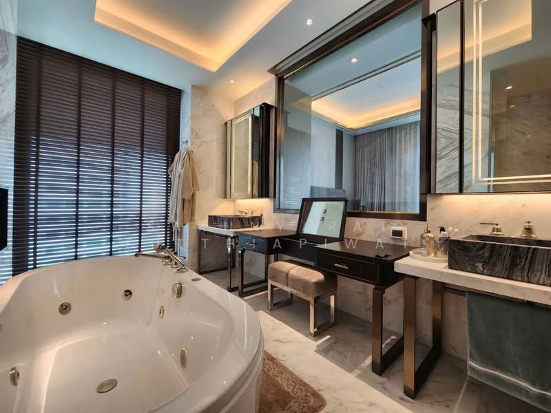The Residences At Mandarin Oriental, Bangkok, 117 Charoen Nakorn Road, Khlong Ton Sai, Khlong San, Bangkok, 3 Bedrooms, 223 sqm, Condo For Rent, by Sarunyarat Sutthiapiwat, 500324316 - DDproperty.com