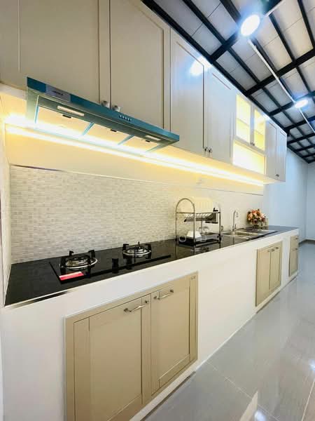 3-BR House, Chon Buri (Pattaya), Nong Pru, Bang Lamung (Pattaya), Chon Buri (Pattaya), 3 Bedrooms, 204 sqm, Single Detached House For Sale, by Thanyalag Chanchodtanakul, 500324322 - DDproperty.com
