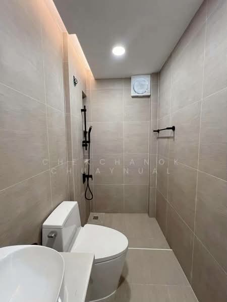 Perfect Place Rattanathibet, Nonthaburi, Soi Bang Rak Noi 16, Bang Rak Noi, Muang Nonthaburi, Nonthaburi, 4 Bedrooms, 250 sqm, Single Detached House For Sale, by Chekchanok Chuaynual, 500324331 - DDproperty.com