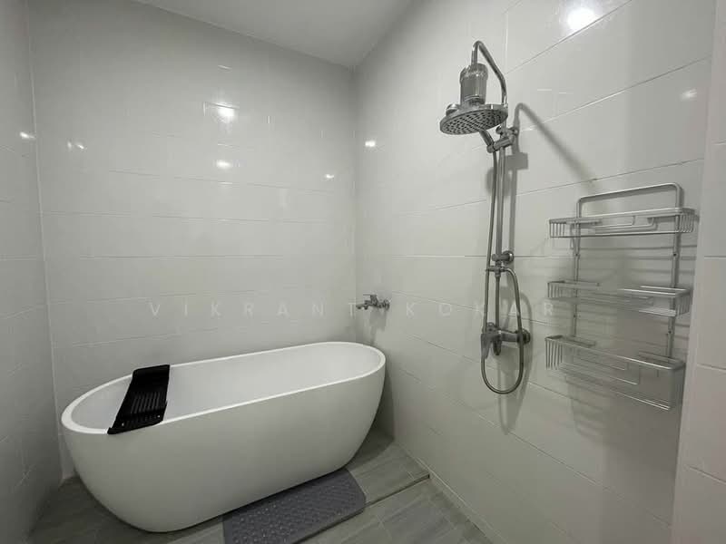 3-BR House, Chon Buri (Pattaya), Na Kloe, Bang Lamung (Pattaya), Chon Buri (Pattaya), 3 Bedrooms, 263 sqm, Single Detached House For Rent, by Vikrant Kokar, 500324347 - DDproperty.com