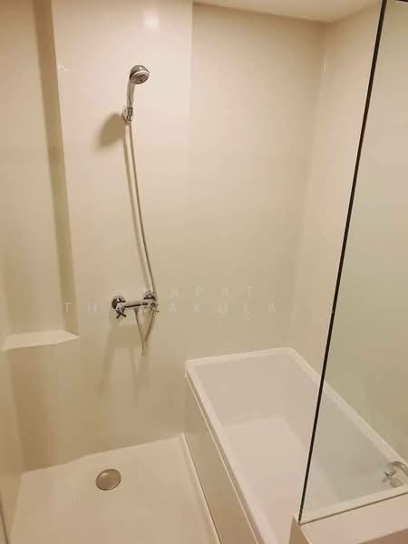 Blossom Condo @ Sathorn-Charoenrat : บลอสซั่ม คอนโด สาทร-เจริญราษฎร์, กรุงเทพ, ถนนเจริญราษฎร์, ทุ่งวัดดอน, สาทร, กรุงเทพ, 62 ตร.ม., คอนโด ให้เช่า, โดย Napat Thamakulangkul, 500324362 - DDproperty.com