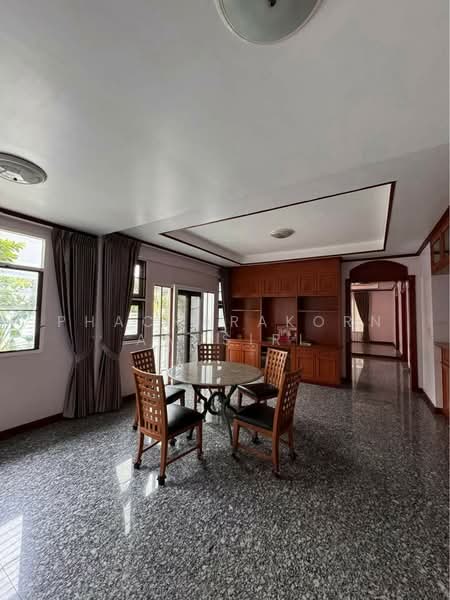 บ้าน 4-ห้องนอน, กรุงเทพ, บางนาใต้, บางนา, กรุงเทพ, 350 ตร.ม., บ้านเดี่ยว ให้เช่า, โดย Phacharakorn Anusiri, 500324363 - DDproperty.com