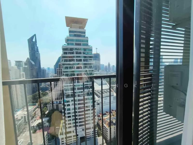 Noble State 39, Bangkok, 35 Soi Sukhumvit 39, Khlong Tan Nua, Watthana, Bangkok, 1 Bedroom, 30 sqm, Condo For Rent, by Napat Thamakulangkul, 500324364 - DDproperty.com