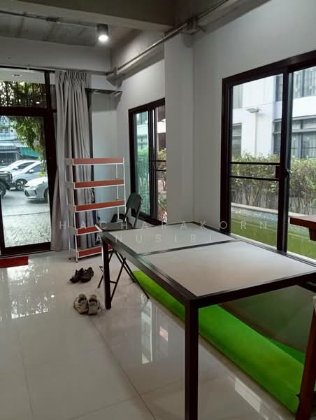 ทาวน์เฮ้าส์ 5-ห้องนอน, กรุงเทพ, พลับพลา, วังทองหลาง, กรุงเทพ, 1,000 ตร.ม., ทาวน์เฮ้าส์ ให้เช่า, โดย Phacharakorn Anusiri, 500324378 - DDproperty.com