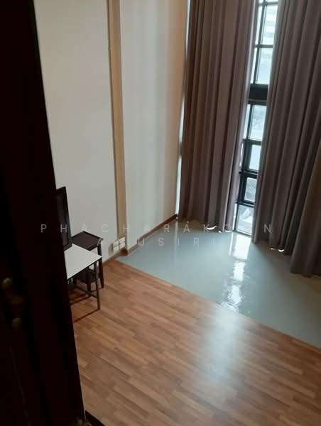 5-BR Townhouse, Bangkok, Phlapphla, Wang Thonglang, Bangkok, 5 Bedrooms, 1,000 sqm, Townhouse For Rent, by Phacharakorn Anusiri, 500324378 - DDproperty.com