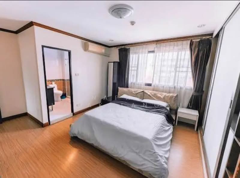 Vivarium Residence, Bangkok, 224 Soi Chareonajai 31, Khlong Tan Nua, Watthana, Bangkok, 3 Bedrooms, 250 sqm, Condo For Rent, by Napat Thamakulangkul, 500324413 - DDproperty.com