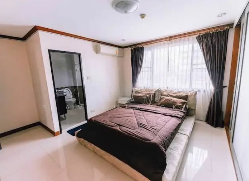 Vivarium Residence, Bangkok, 224 Soi Chareonajai 31, Khlong Tan Nua, Watthana, Bangkok, 3 Bedrooms, 250 sqm, Condo For Rent, by Napat Thamakulangkul, 500324413 - DDproperty.com