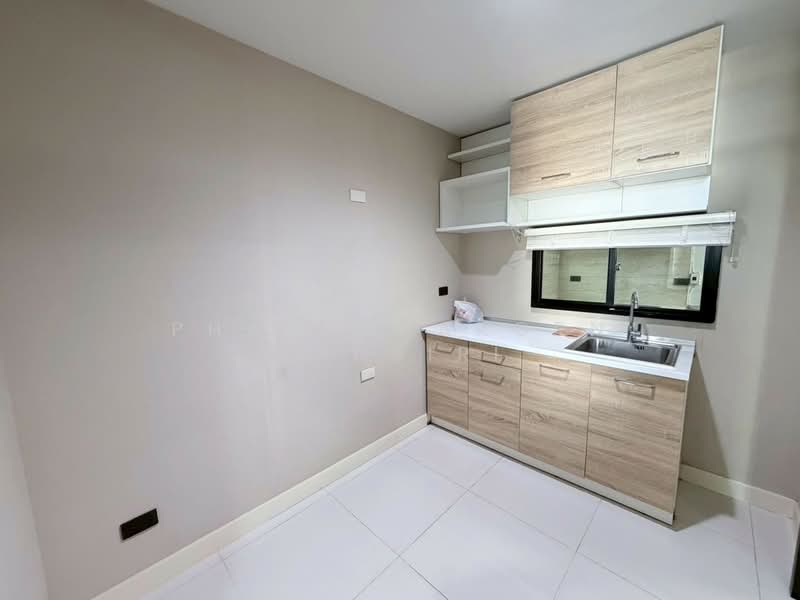 undefined, Bangkok, Talat Bang Khen, Lak Si, Bangkok, 4 Bedrooms, 114 sqm, Townhouse For Sale, by Phacharakorn Anusiri, 500324434 - DDproperty.com
