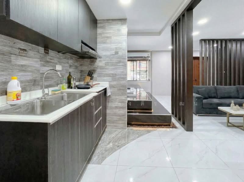 The Kris Ratchada 17, Bangkok, Inthamara 45 Alley, Din Daeng, Bangkok, 1 Bedroom, 46 sqm, Condo For Sale, by หริรักษ์ ตั้งติรวัฒน์, 500324444 - DDproperty.com