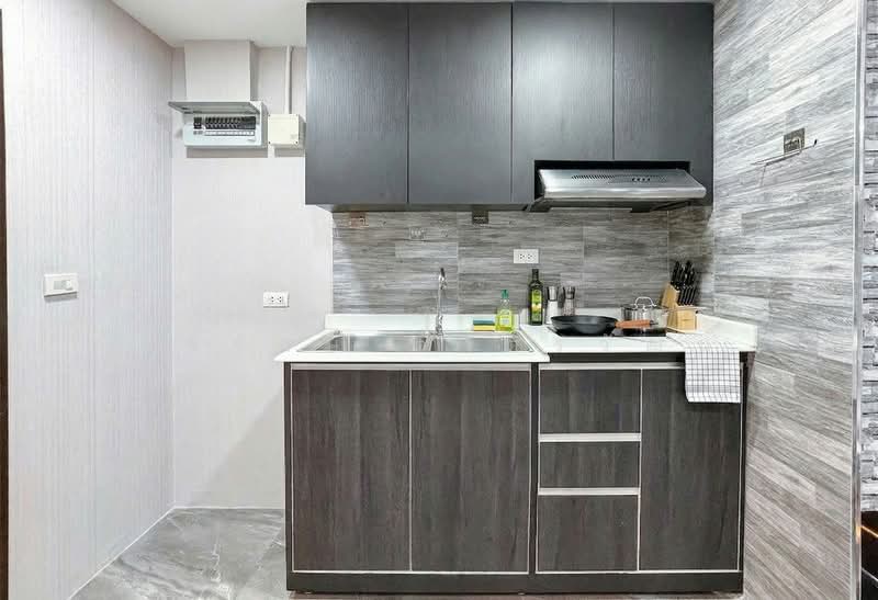 The Kris Ratchada 17, Bangkok, Inthamara 45 Alley, Din Daeng, Bangkok, 1 Bedroom, 46 sqm, Condo For Sale, by หริรักษ์ ตั้งติรวัฒน์, 500324444 - DDproperty.com