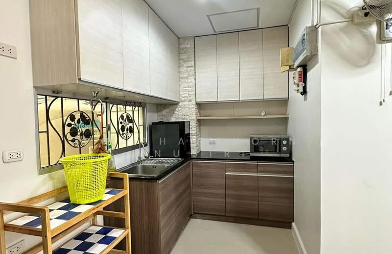 Town Plus Kaset - Nawamin, Bangkok, Klong Lamcheak Road, Nuan Chan, Bueng Kum, Bangkok, 3 Bedrooms, 300 sqm, Townhouse For Sale, by Phacharakorn Anusiri, 500324446 - DDproperty.com