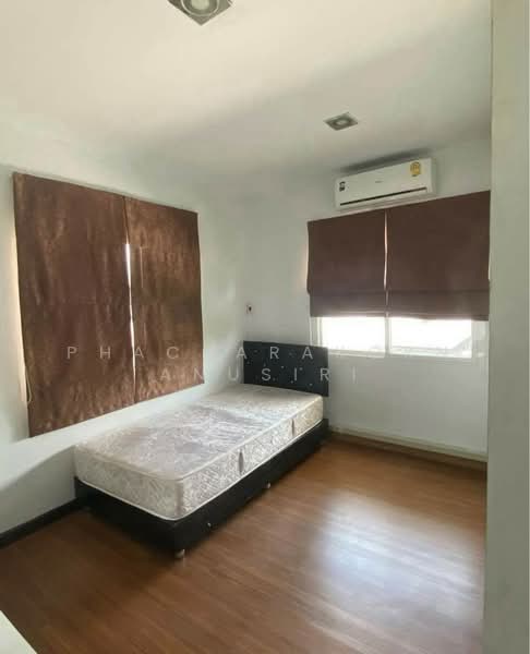 4-BR House, Bangkok, Lat Yao, Chatuchak, Bangkok, 4 Bedrooms, 400 sqm, Single Detached House For Rent, by Phacharakorn Anusiri, 500324456 - DDproperty.com