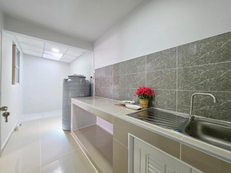 Baan Phrueksa 3 Bang Bua Thong, Nonthaburi, Soi Moobaan Phrueksa 3, Bang Khu Rat, Bang Bua Thong, Nonthaburi, 2 Bedrooms, 100 sqm, Townhouse For Sale, by The Best Property จอย, 500324458 - DDproperty.com