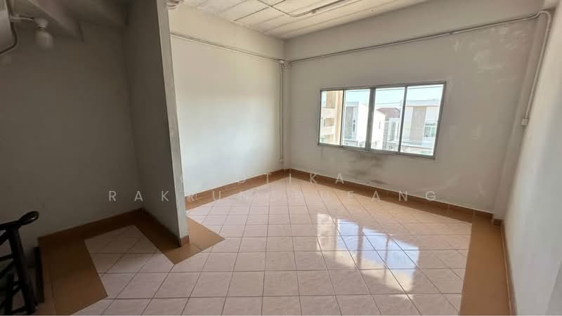 3-BR Townhouse, Bangkok, Lam Phak Chi, Nong Chok, Bangkok, 3 Bedrooms, 150 sqm, Townhouse For Sale, by Chotika Rakrungrueang, 500324478 - DDproperty.com