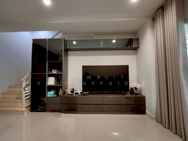 The Connect UP 3 Ladprao 126 : เดอะ คอนเนค อัพ 3 ลาดพร้าว 126, กรุงเทพ, ซอยลาดพร้าว 126 ถนนลาดพร้าว, พลับพลา, วังทองหลาง, กรุงเทพ, 200 ตร.ม., ทาวน์เฮ้าส์ ขาย, โดย CHAWALIT KONGSAKPAIBUL, 500324555 - DDproperty.com