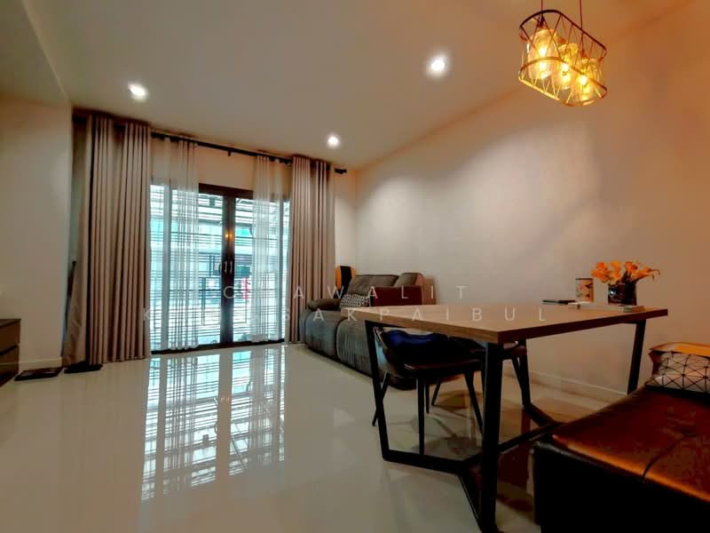 The Connect UP 3 Ladprao 126, Bangkok, Soi Ladprao 126, Lat Phrao Road, Phlapphla, Wang Thonglang, Bangkok, 3 Bedrooms, 200 sqm, Townhouse For Sale, by CHAWALIT KONGSAKPAIBUL, 500324555 - DDproperty.com