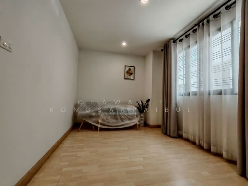 The Connect UP 3 Ladprao 126, Bangkok, Soi Ladprao 126, Lat Phrao Road, Phlapphla, Wang Thonglang, Bangkok, 3 Bedrooms, 200 sqm, Townhouse For Sale, by CHAWALIT KONGSAKPAIBUL, 500324555 - DDproperty.com