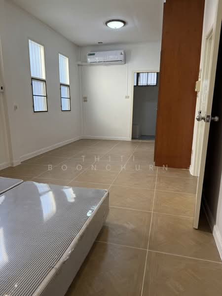 บ้านเดี่ยว 3 ห้องนอน ใกล้ BTS ทองหล่อ, กรุงเทพ, คลองตันเหนือ, วัฒนา, กรุงเทพ, 160 ตร.ม., บ้านเดี่ยว ให้เช่า, โดย Thiti Boonchurn, 500324592 - DDproperty.com