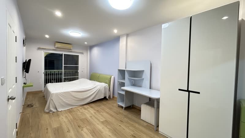 The Metro Sathorn-Kanlapaphruek, Bangkok, Kanlapaphruek Road, Bang Wa, Phasi Charoen, Bangkok, 2 Bedrooms, 172 sqm, Townhouse For Rent, by ปรินทร์ญาดา ชิณโชติ, 500324620 - DDproperty.com