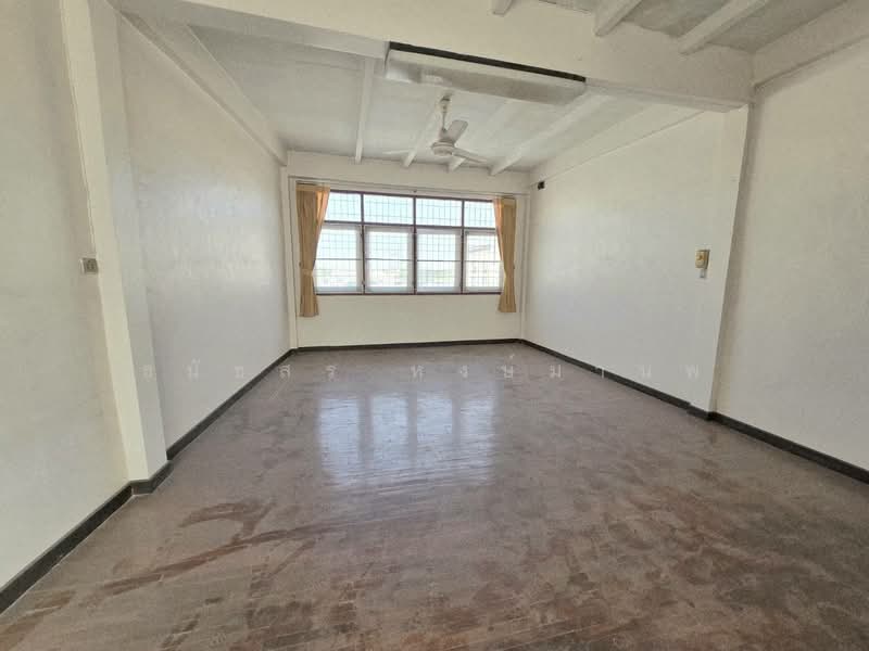 Building Commercial 4.5 Level Soi Charunsanit Wong 3 near market selling 4.55 million baht, Bangkok, ถนนจรัญสนิทวงศ์ ซอย 3, Wat Tha Pra, Bangkok Yai, Bangkok, , 270 sqm, Shophouse For Sale, by Thanatsorn Hongmanop, 500324628 - DDproperty.com