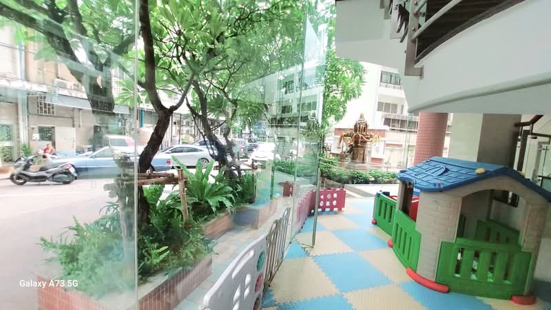 Citi Smart Sukhumvit 18, Bangkok, 366 Soi Sukhumvit 18, Sukhumvit Road, Khlong Toei, Bangkok, 2 Bedrooms, 78 sqm, Condo For Sale, by Thanatsorn Hongmanop, 500324675 - DDproperty.com