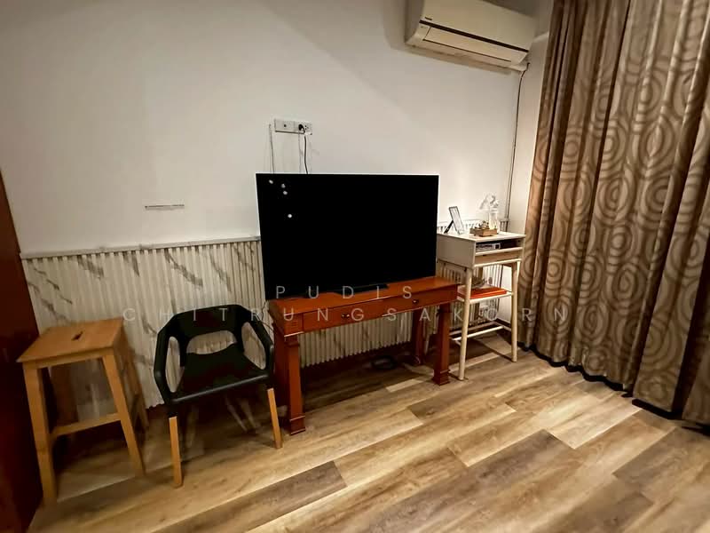 Townhouse for Rent – Sathorn - Narathiwas, Bangkok, Yan Nawa, Sathon, Bangkok, , 193 sqm, Shophouse For Rent, by Pudis Chitrungsakorn, 500324683 - DDproperty.com