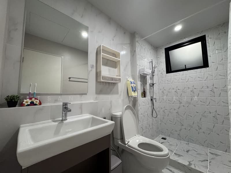 Baan Klang Muang Phahol Ramintra, Bangkok, Theparak Tharang, Tha Rang, Bang Khen, Bangkok, 3 Bedrooms, 141 sqm, Single Detached House For Sale, by Atsanai Tungateja, 500324685 - DDproperty.com