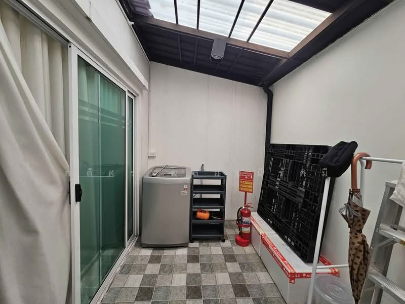 The Connect Ramintra-Minburi 2, Bangkok, Sam Wa Road (Suwinthawong), Min Buri, Bangkok, 3 Bedrooms, 12 sqm, Townhouse For Rent, by Adisorn Ploymeerassamee, 500324691 - DDproperty.com