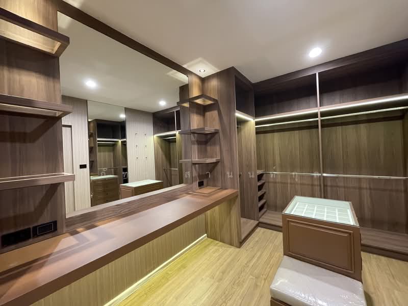 Baan Klang Muang Ramintra, Bangkok, Soi Kanchanaphisek 6/1, Tha Rang, Bang Khen, Bangkok, 2 Bedrooms, 145 sqm, Townhouse For Sale, by ณภัทร สานนท์กุล, 500324700 - DDproperty.com