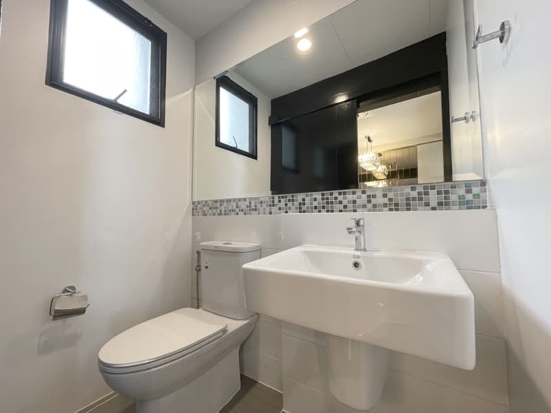 Baan Klang Muang Ramintra, Bangkok, Soi Kanchanaphisek 6/1, Tha Rang, Bang Khen, Bangkok, 2 Bedrooms, 145 sqm, Townhouse For Sale, by ณภัทร สานนท์กุล, 500324700 - DDproperty.com