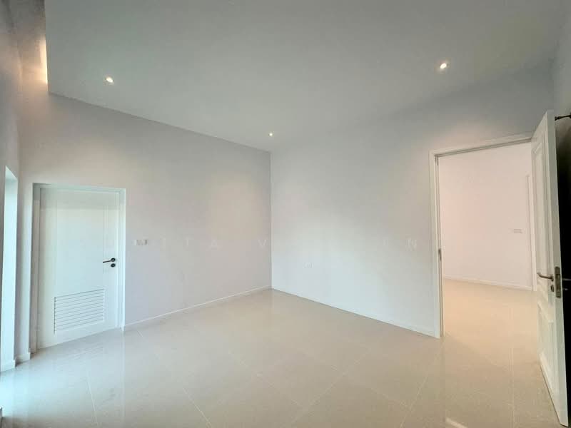 Modern Pool Villa for Sale in Hua Hin – 6.29 MB, Prachuap Khiri Khan, Hin Lek Fai, Hua Hin, Prachuap Khiri Khan, 3 Bedrooms, 200 sqm, Single Detached House For Sale, by Sumita Vriesenga, 500324722 - DDproperty.com