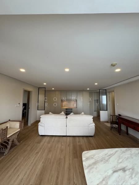 Supalai Place Sukhumvit 39, Bangkok, 175-179 Soi Sukhumvit 39 Sukhumvit Road, Khlong Tan Nua, Watthana, Bangkok, 2 Bedrooms, 135 sqm, Condo For Rent, by Connex Property, 500324761 - DDproperty.com