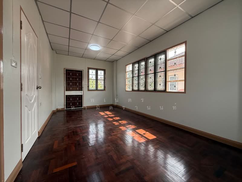 Wararom Phetkasem 81 (Bangbon 5), Bangkok, Bang Bon 5 Road, Bang Bon, Bangkok, 4 Bedrooms, 150 sqm, Single Detached House For Sale, by พเนตร มหามิตรานนท์, 500324789 - DDproperty.com