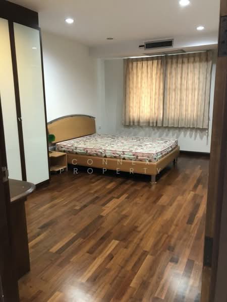 Royal Castle Sukhumvit, Bangkok, 30 Soi Sukhumvit 39, Khlongtoei Nua, Watthana, Bangkok, 3 Bedrooms, 120 sqm, Condo For Rent, by Connex Property, 500324796 - DDproperty.com