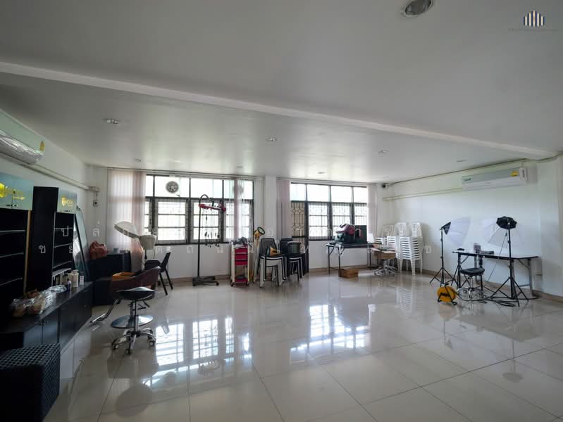 Commercial Building for SALE on Main Phetkasem Road 116, Nong Khaem, Bangkok, Nong Kang Plu, Nong Khaem, Bangkok, 1 Bedroom, 400 sqm, Townhouse For Rent, by คุณริช, 500324829 - DDproperty.com