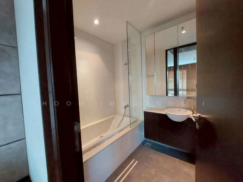The Lofts Yennakart, Bangkok, 366 ์Soi Nang Linchi Yenakat Road, Chong Nonsi, Yan Nawa, Bangkok, 2 Bedrooms, 93 sqm, Condo For Rent, by Phoom Imruangsri, 500324880 - DDproperty.com