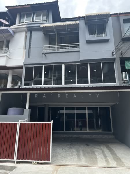 Ladprao, Bangkok, ลาดพร้าว80 ทะลุห้วยขวาง เหม่งจ๋าย เลียบทางด่วน, Lat Phrao, Bangkok, 3 Bedrooms, 325 sqm, Townhouse For Rent, by ERA1REALTY, 500324911 - DDproperty.com