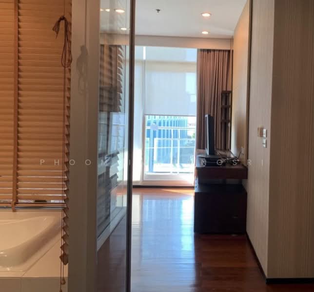 The Height, Bangkok, Soi Sukhumvit 55, Khlong Tan Nua, Watthana, Bangkok, 2 Bedrooms, 141 sqm, Condo For Rent, by Phoom Imruangsri, 500324946 - DDproperty.com