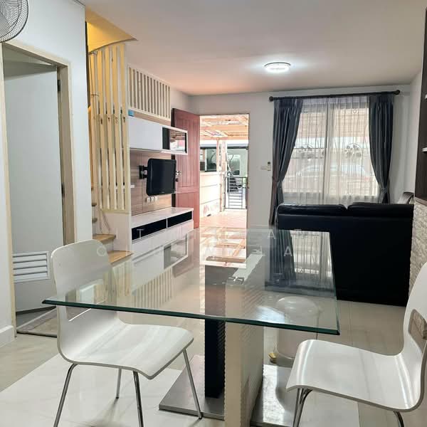 Town Plus Kaset - Nawamin, Bangkok, Klong Lamcheak Road, Nuan Chan, Bueng Kum, Bangkok, 3 Bedrooms, 300 sqm, Townhouse For Sale, by Itthiwat Chulaolan, 500325004 - DDproperty.com