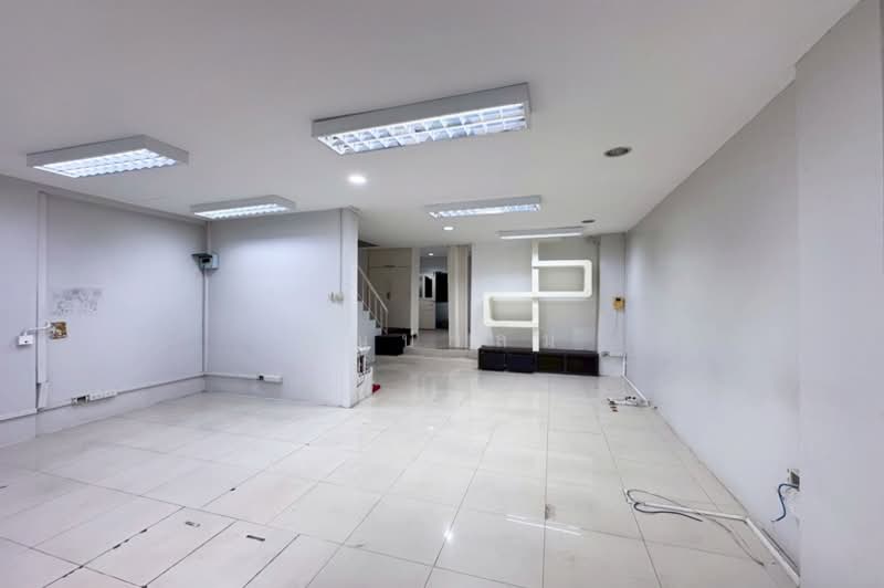 บ้านสวนเกษมสุวรรณ, Bangkok, Phra Kanong, Khlong Toei, Bangkok, 6 Bedrooms, 200 sqm, Townhouse For Rent, by คุณปาล์ม, 500325126 - DDproperty.com